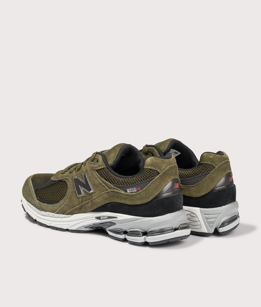 New Balance Mens 2002R Sneakers